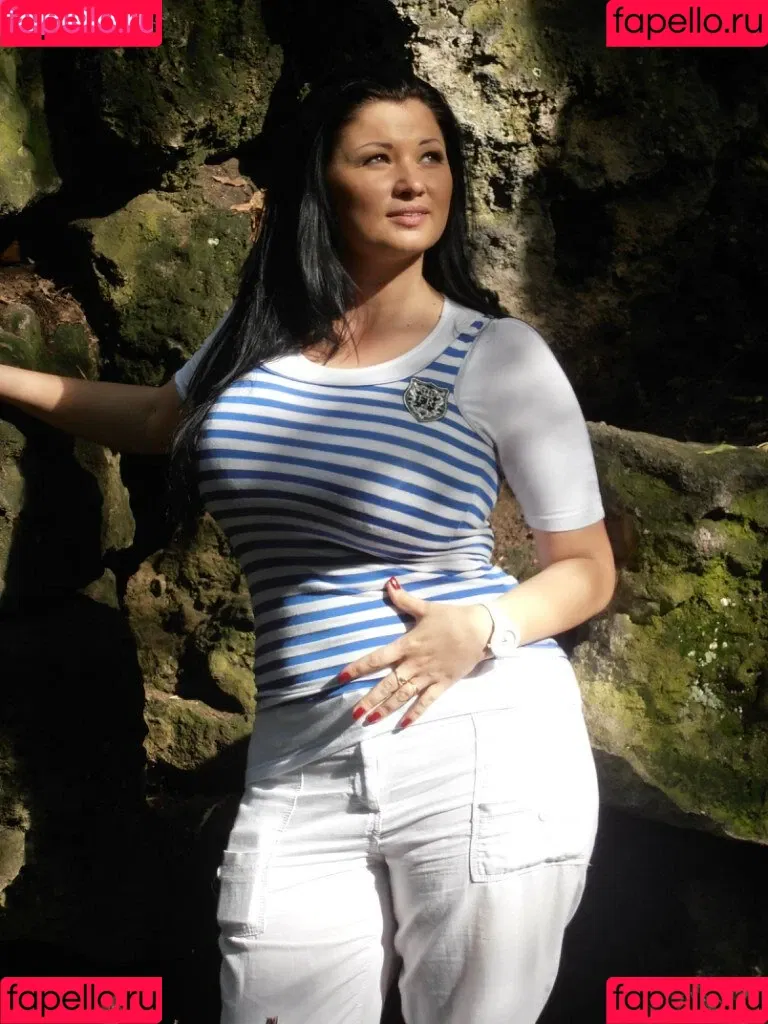 Irina P Onlyfans Photo Gallery 