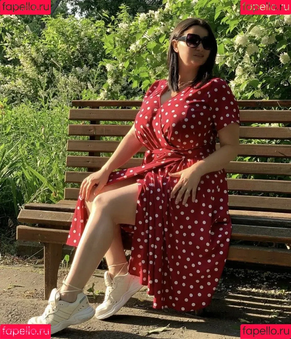 Irina P Onlyfans Photo Gallery 