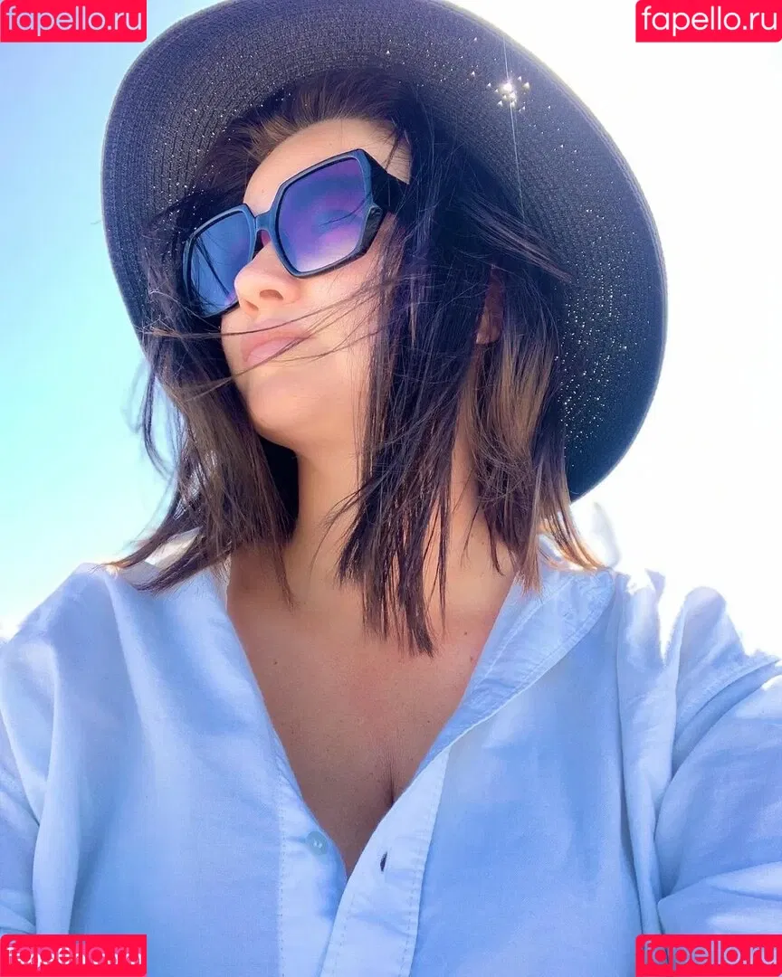 Irina P Onlyfans Photo Gallery 