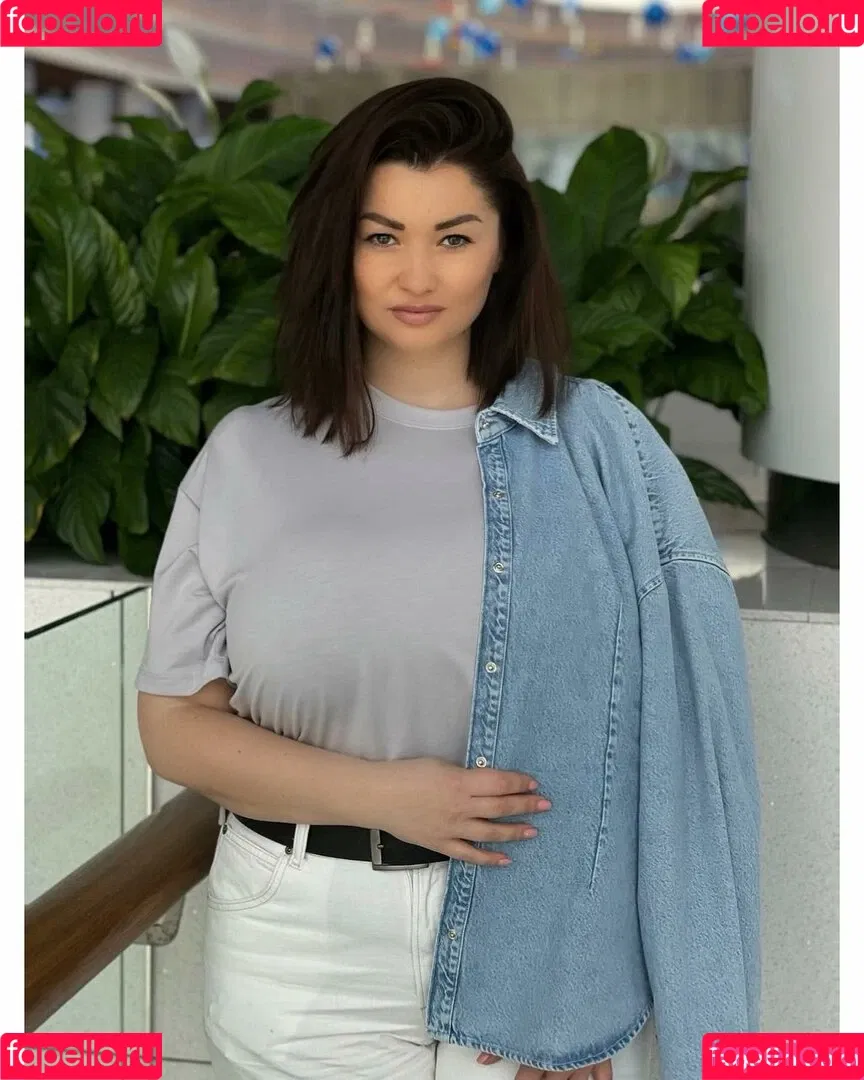 Irina P Onlyfans Photo Gallery 