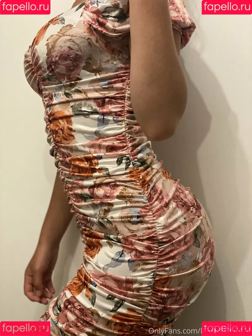 lea.renez Onlyfans Photo Gallery 