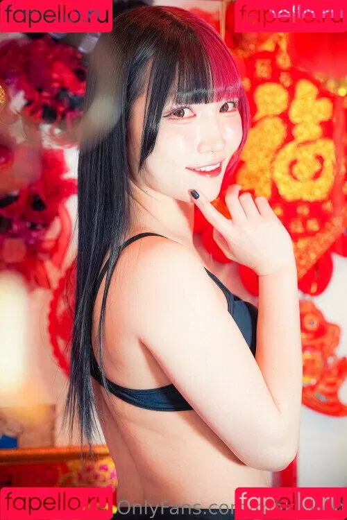 Maki Itoh Onlyfans Photo Gallery 
