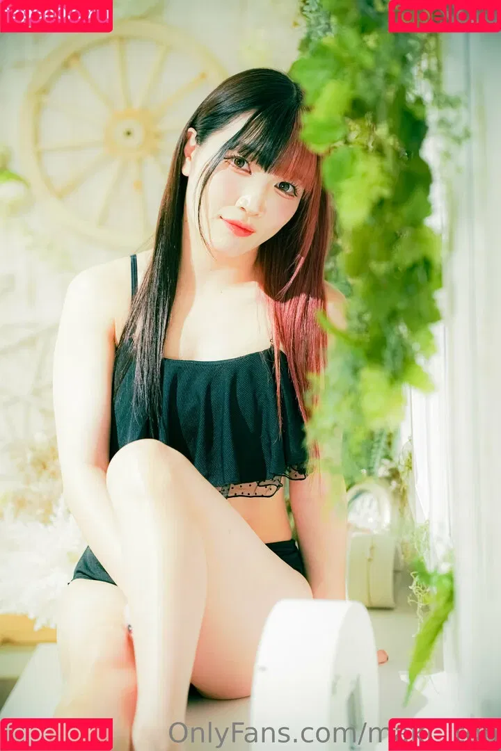 Maki Itoh Onlyfans Photo Gallery 
