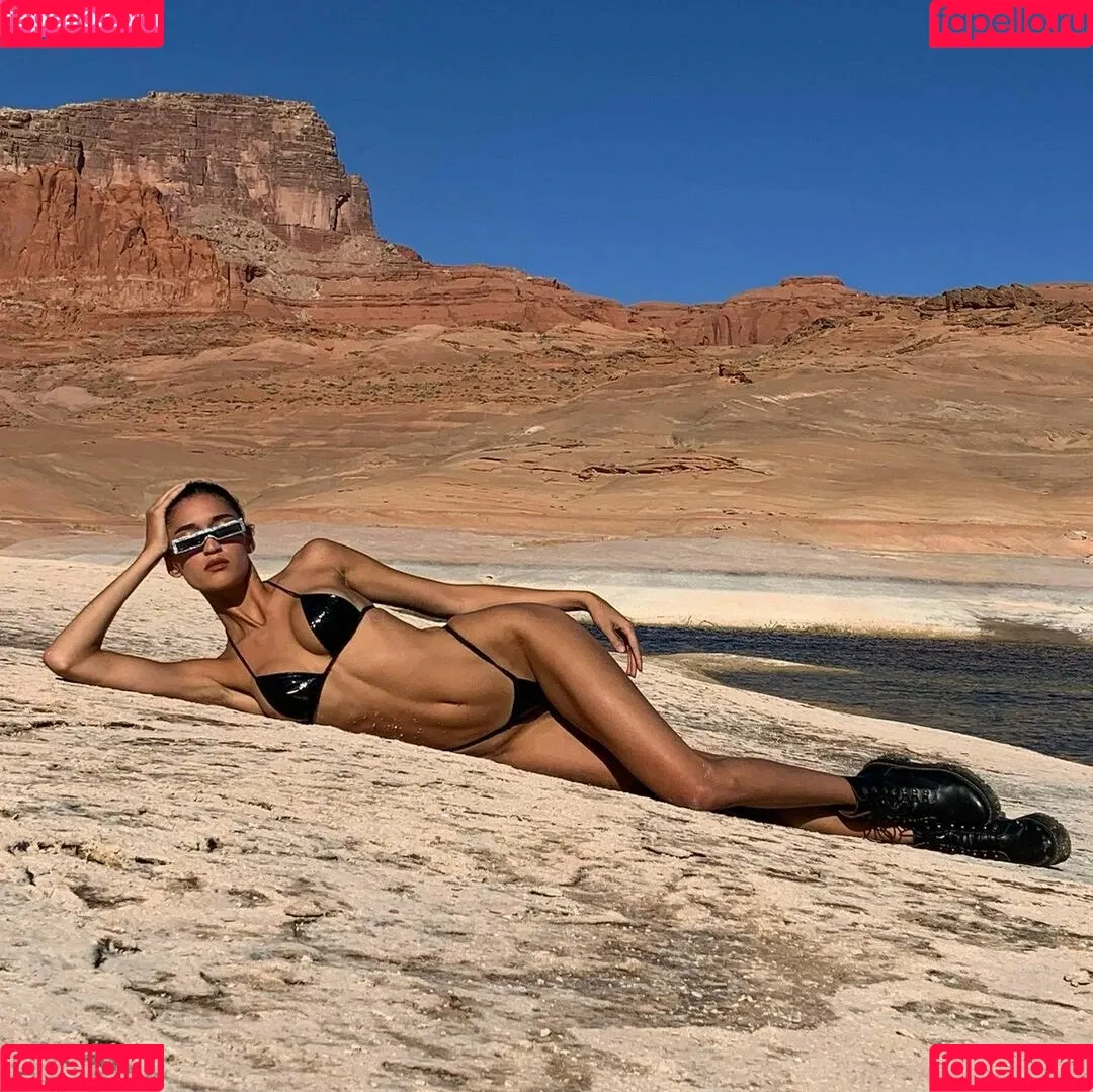 Dani Carbon Onlyfans Photo Gallery 
