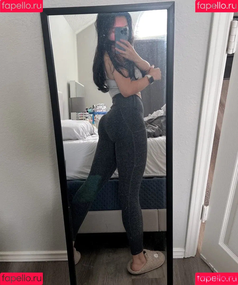 Yoonie Onlyfans Photo Gallery 