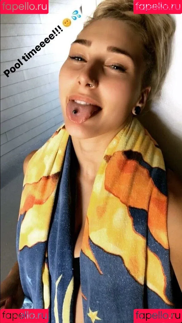 Rhea Ripley Onlyfans Photo Gallery 