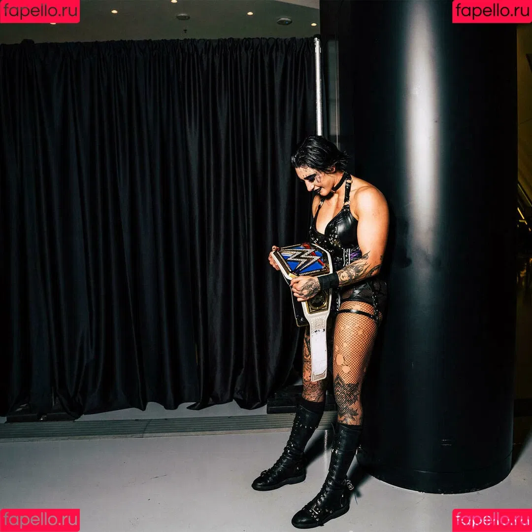 Rhea Ripley Onlyfans Photo Gallery 