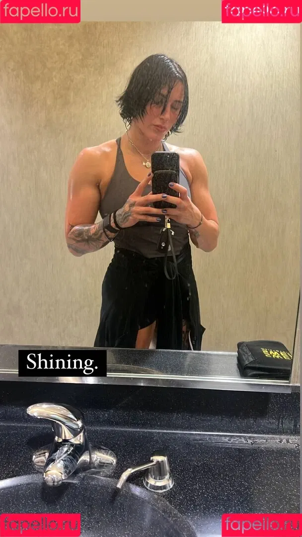 Rhea Ripley Onlyfans Photo Gallery 