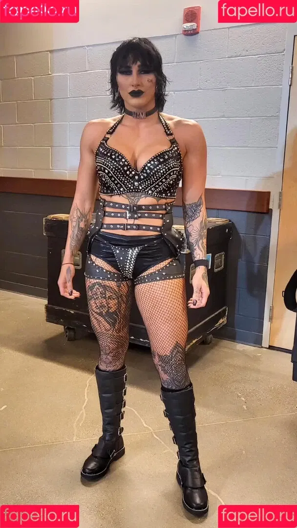 Rhea Ripley Onlyfans Photo Gallery 