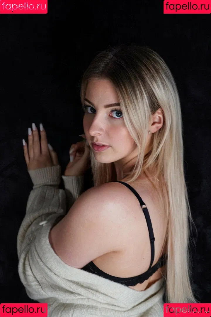 asmrjanina Onlyfans Photo Gallery 