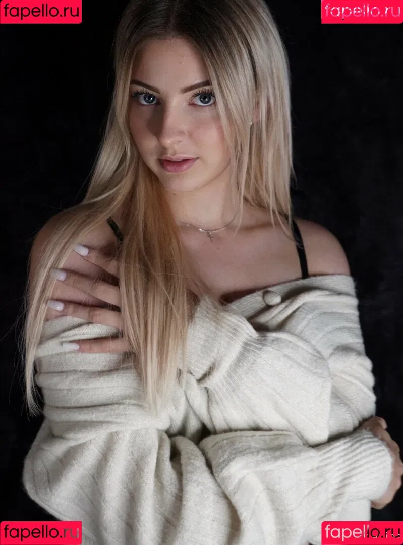 asmrjanina Onlyfans Photo Gallery 