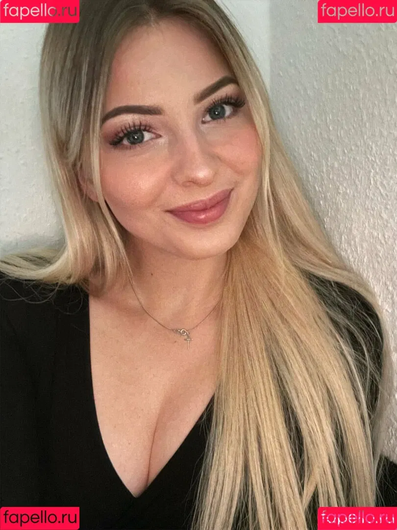 asmrjanina Onlyfans Photo Gallery 