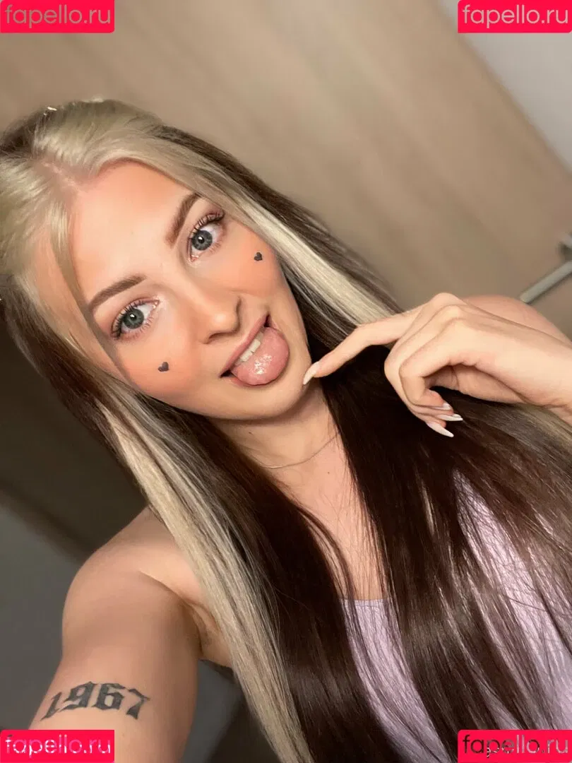 asmrjanina Onlyfans Photo Gallery 