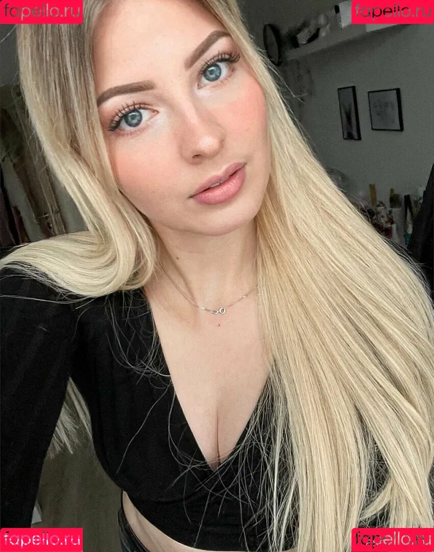 asmrjanina Onlyfans Photo Gallery 