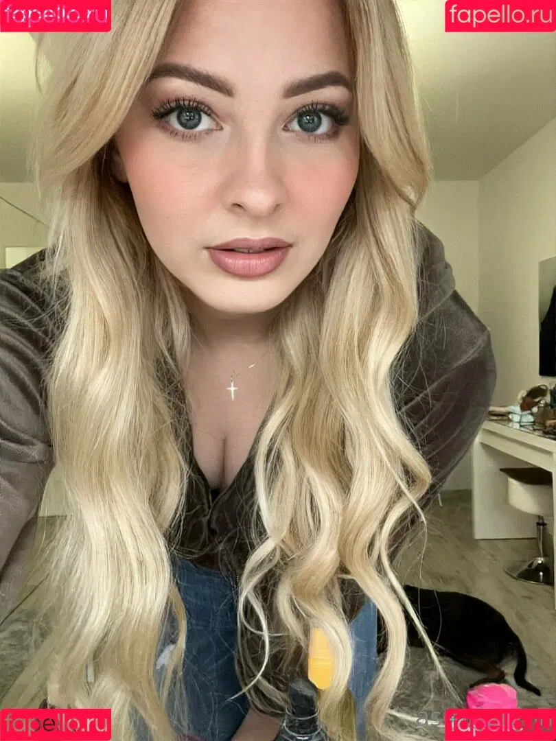 asmrjanina Onlyfans Photo Gallery 