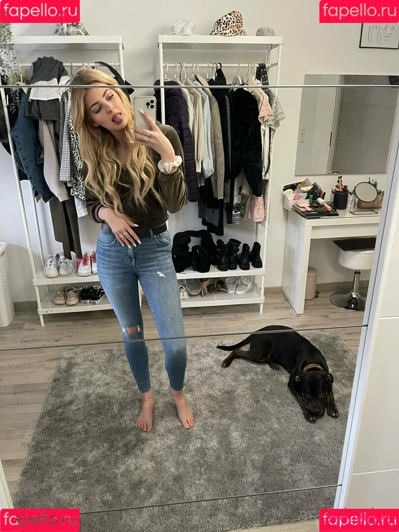 asmrjanina Onlyfans Photo Gallery 