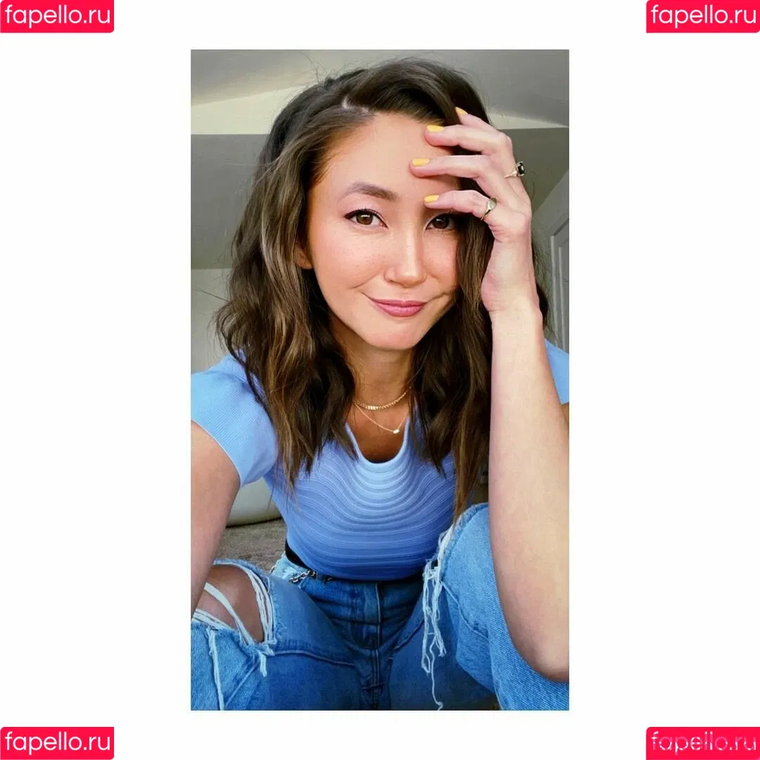 Kimiko Glenn Onlyfans Photo Gallery 