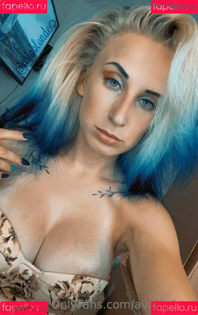 avalilyfree Onlyfans Photo Gallery 