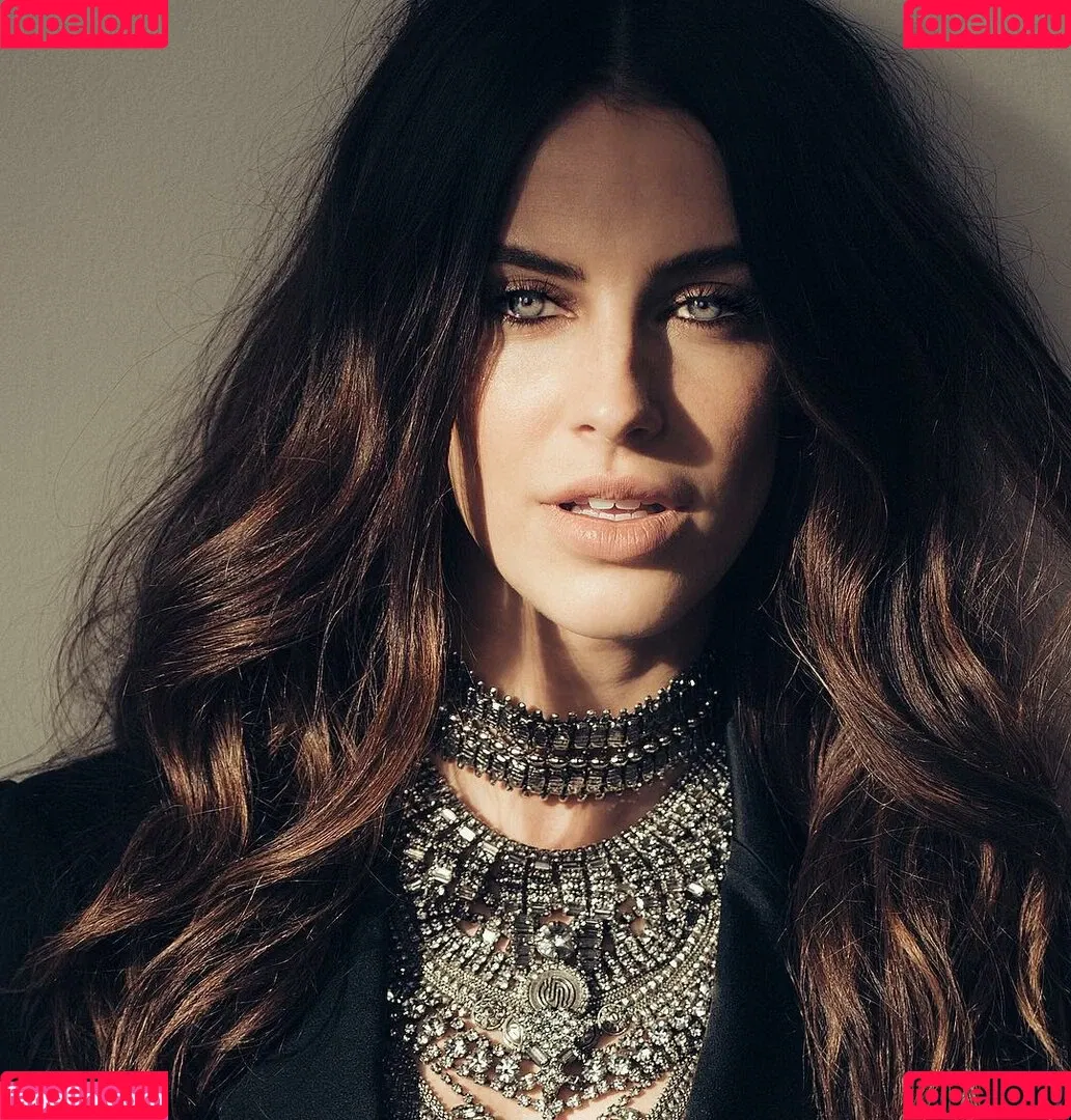 Jessica Lowndes Onlyfans Photo Gallery 