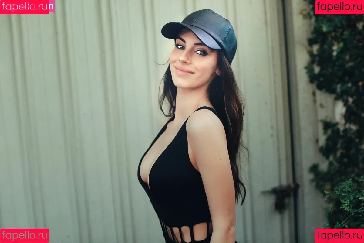 Jessica Lowndes Onlyfans Photo Gallery 