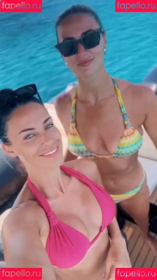 Jessica Lowndes Onlyfans Photo Gallery 