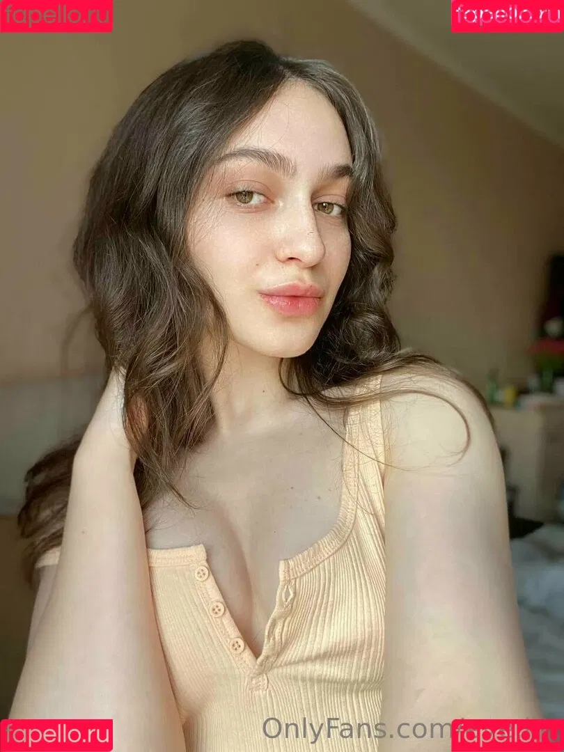eve.lin Onlyfans Photo Gallery 