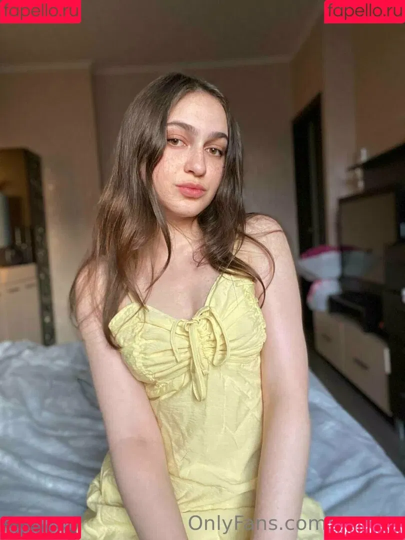 eve.lin Onlyfans Photo Gallery 