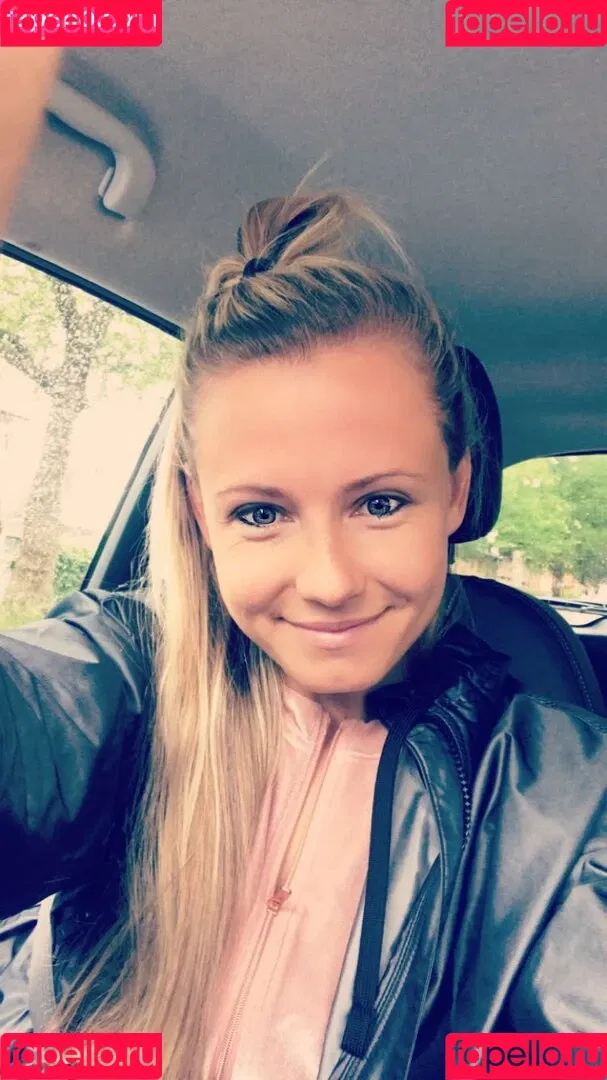 Julia Simic Onlyfans Photo Gallery 