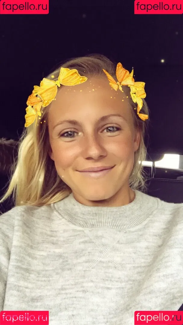 Julia Simic Onlyfans Photo Gallery 