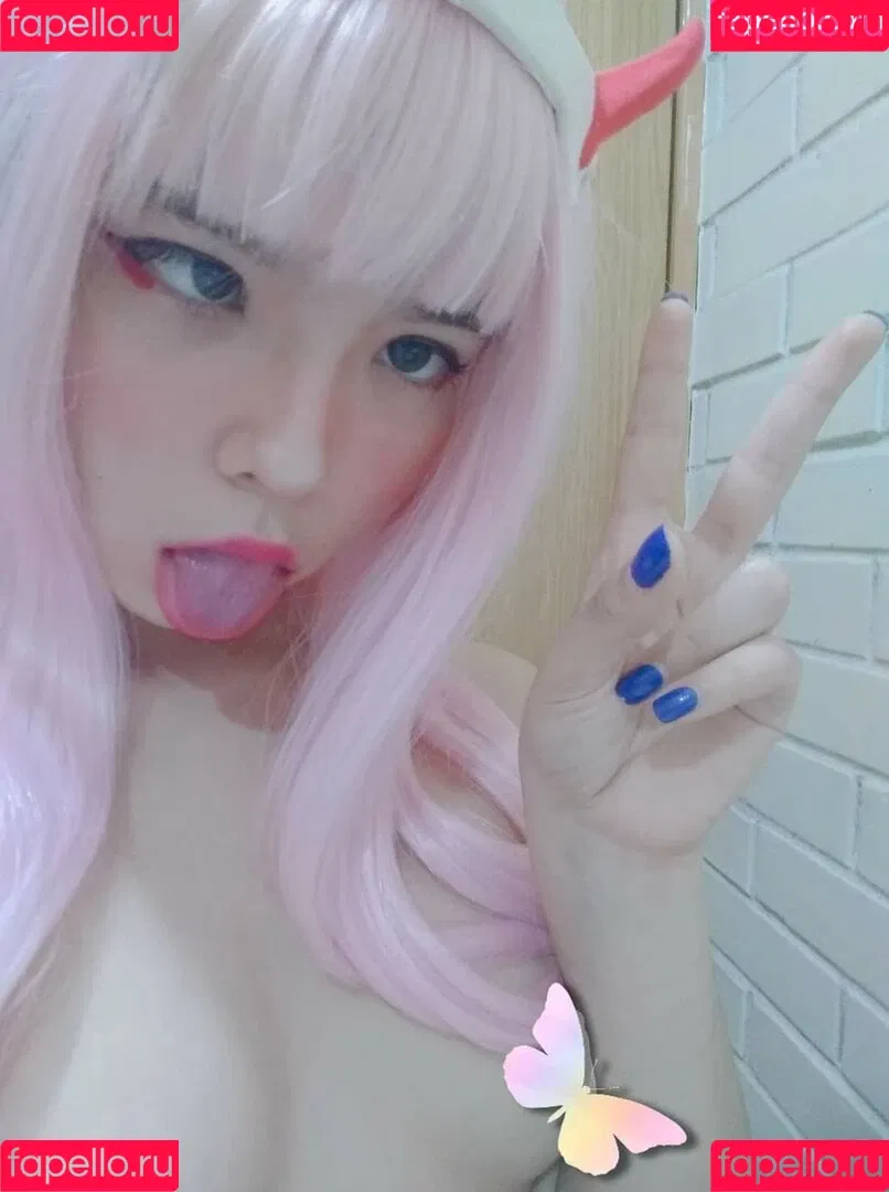 Momoiro Cosplay Onlyfans Photo Gallery 