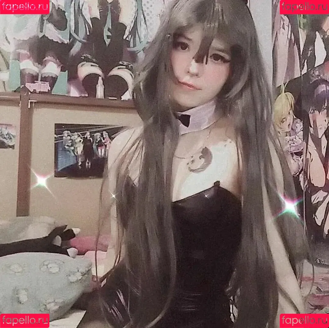 Momoiro Cosplay Onlyfans Photo Gallery 