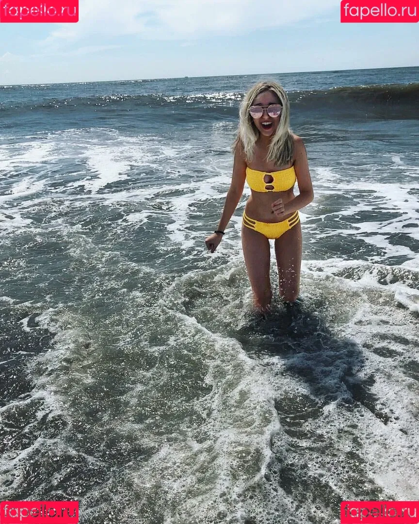 Ellie Schnitt Onlyfans Photo Gallery 