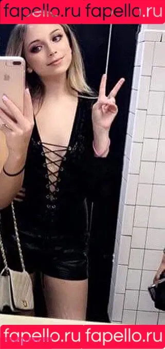 Ellie Schnitt Onlyfans Photo Gallery 