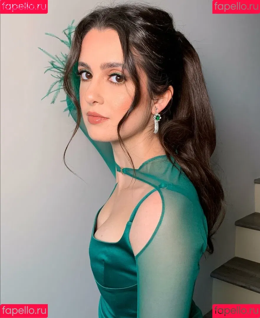 Laura Marano Onlyfans Photo Gallery 