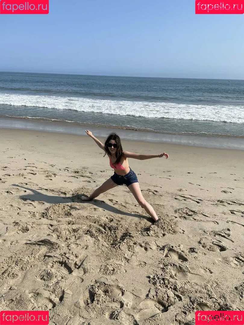 Laura Marano Onlyfans Photo Gallery 