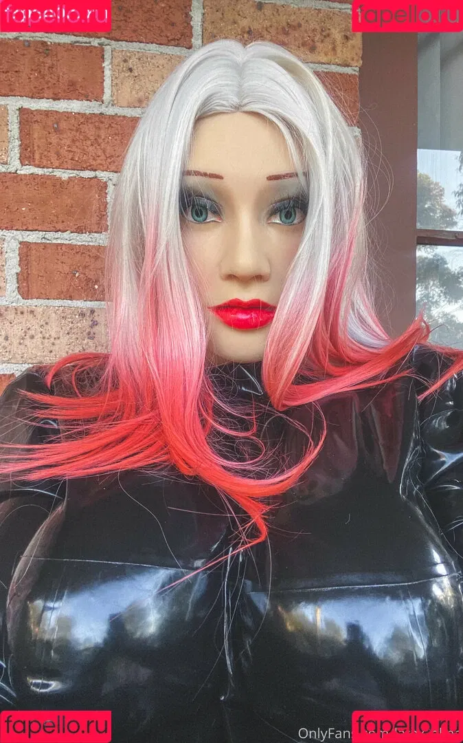 latex_alina Onlyfans Photo Gallery 