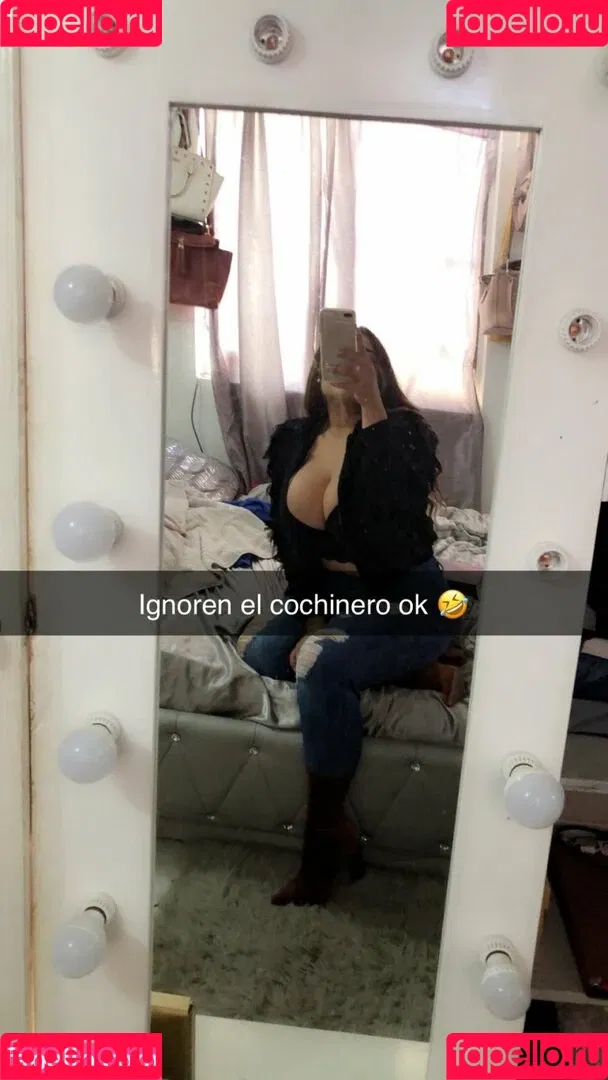 Jazmin Gurrola Onlyfans Photo Gallery 