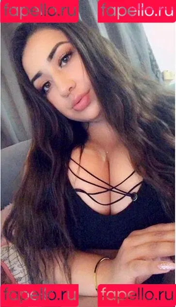 Jazmin Gurrola Onlyfans Photo Gallery 