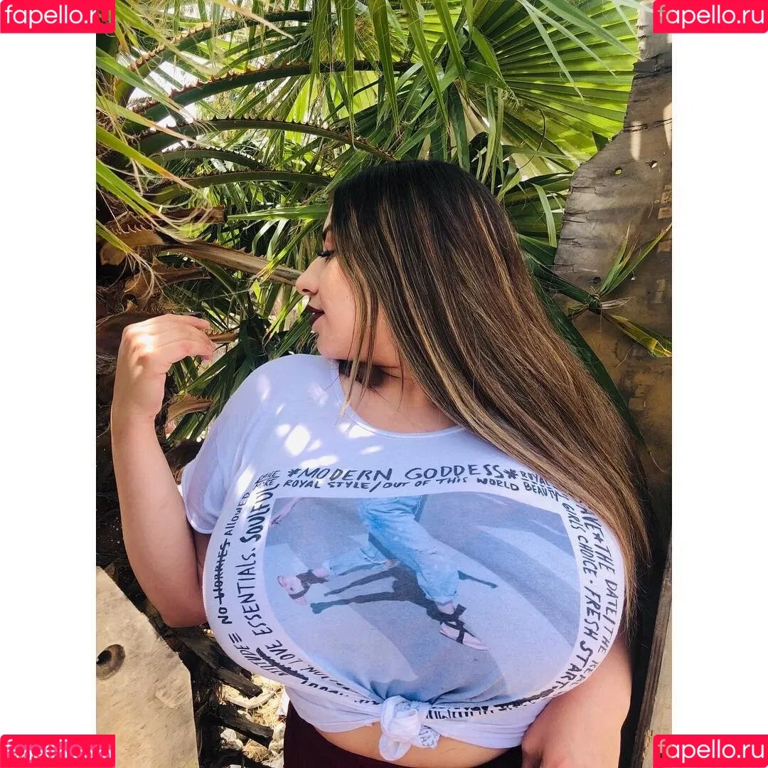 Jazmin Gurrola Onlyfans Photo Gallery 