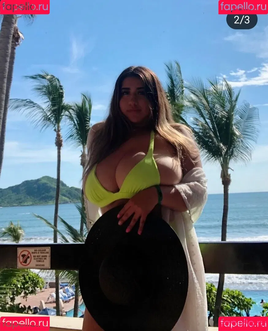 Jazmin Gurrola Onlyfans Photo Gallery 