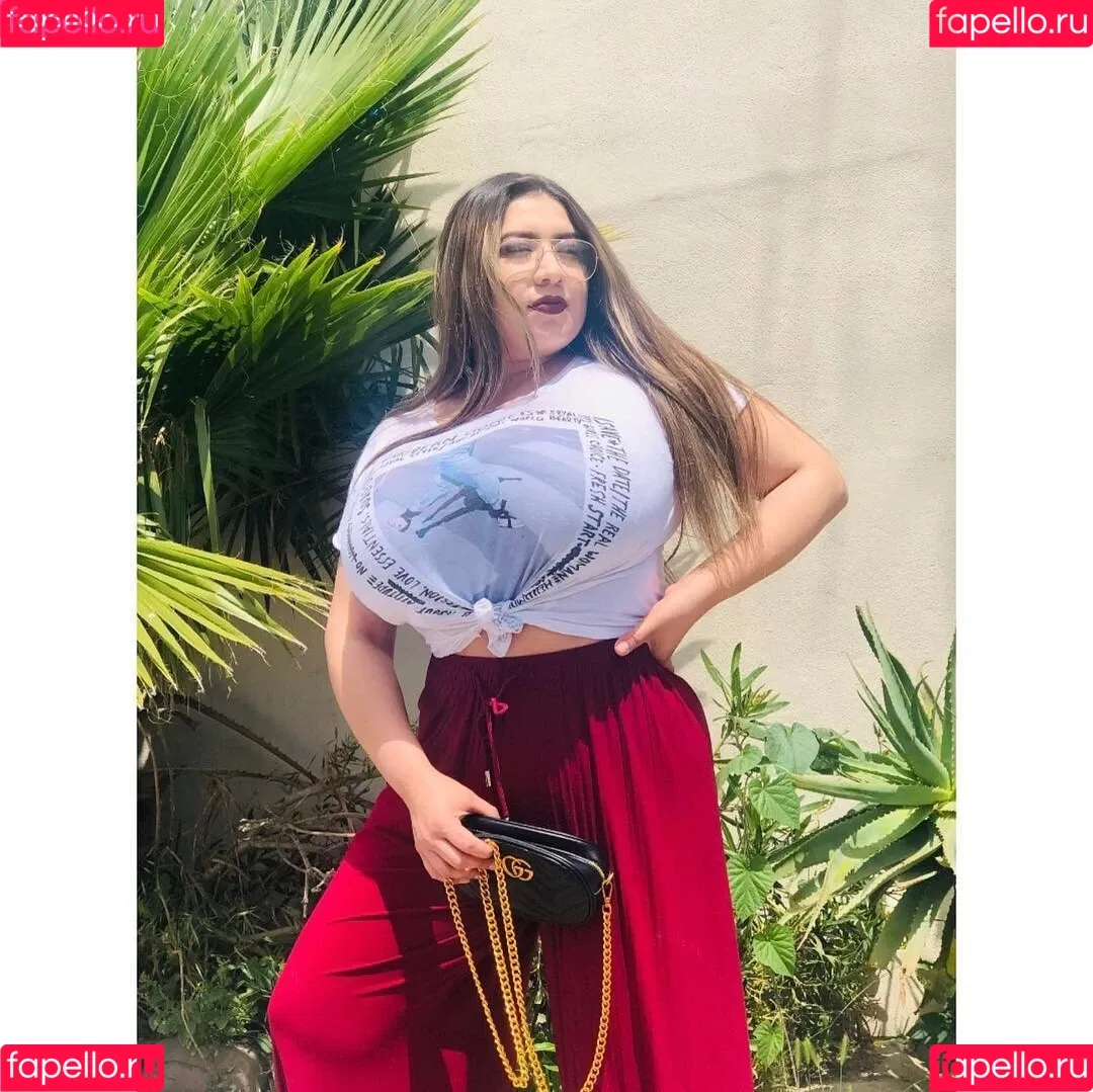 Jazmin Gurrola Onlyfans Photo Gallery 