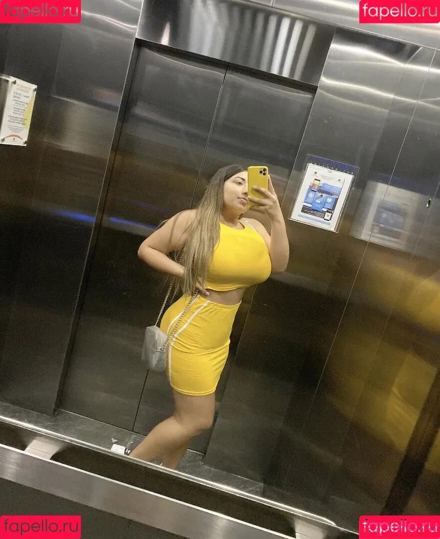 Jazmin Gurrola Onlyfans Photo Gallery 