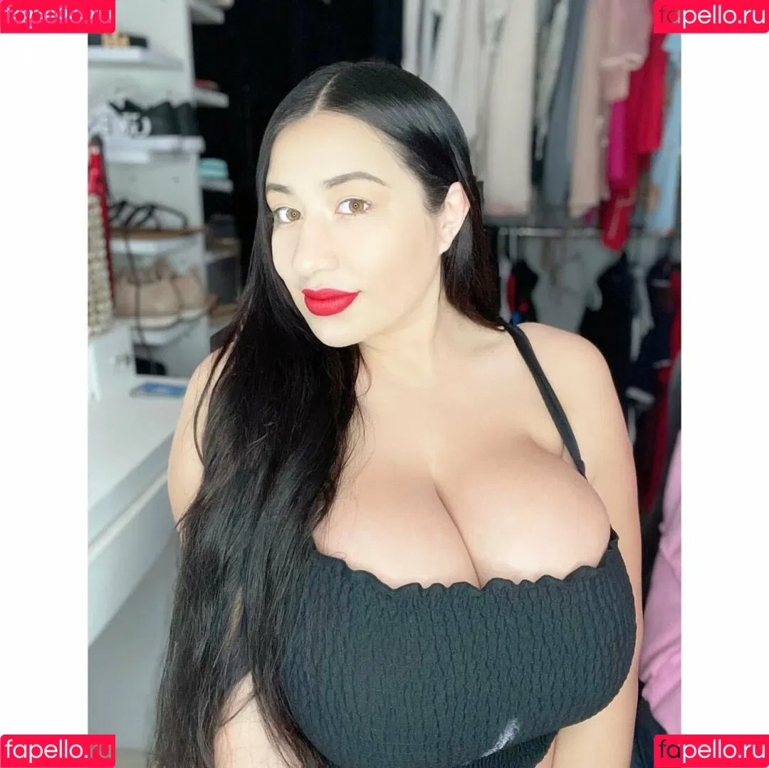 Jazmin Gurrola Onlyfans Photo Gallery 