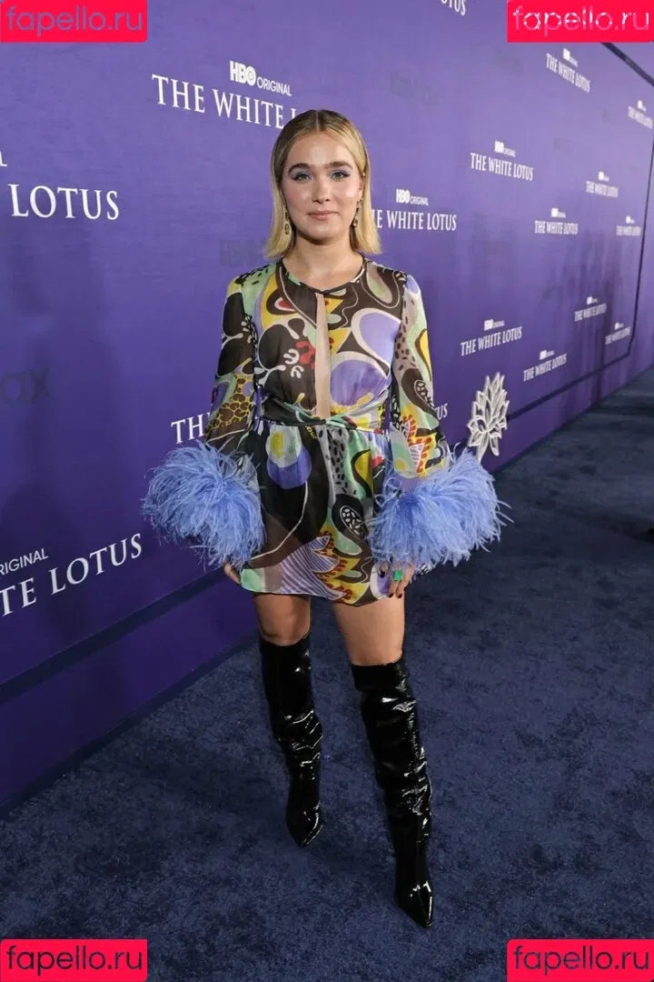 Haley Lu Richardson Onlyfans Photo Gallery 