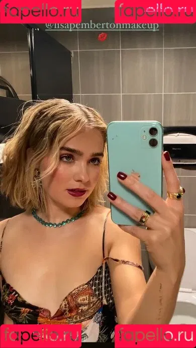 Haley Lu Richardson Onlyfans Photo Gallery 