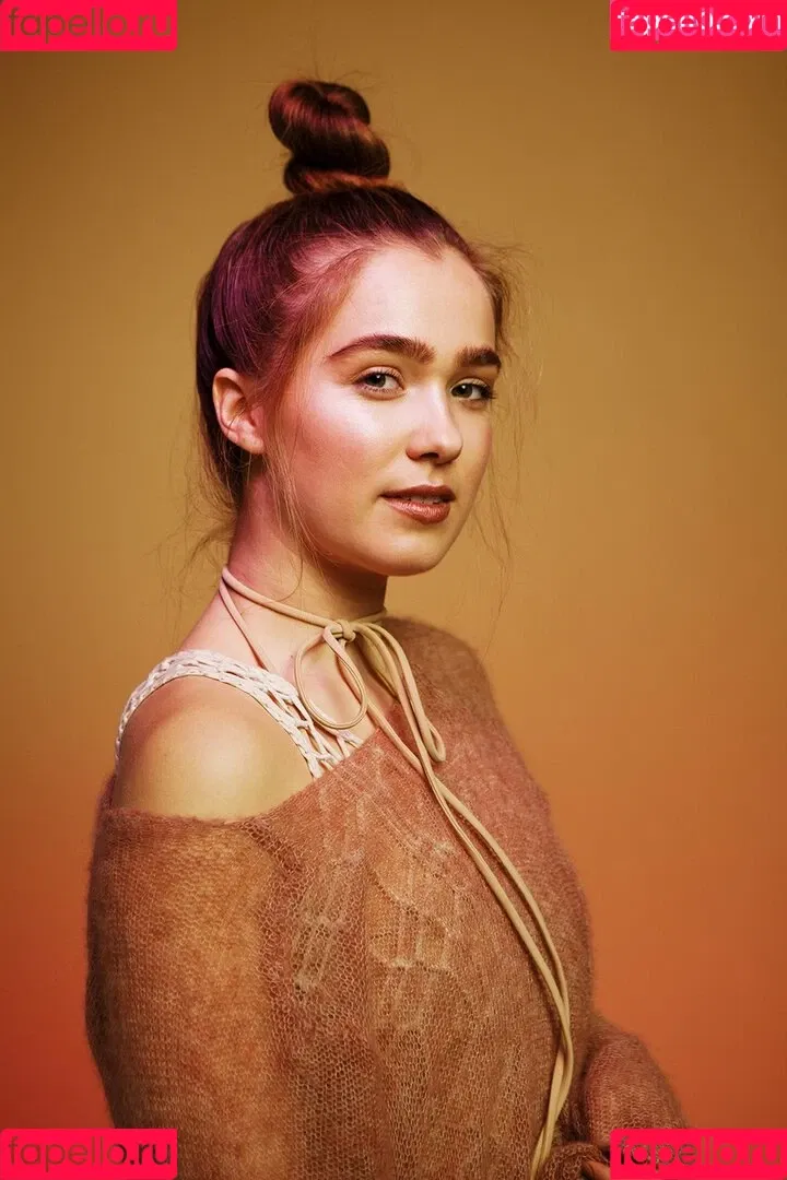 Haley Lu Richardson Onlyfans Photo Gallery 