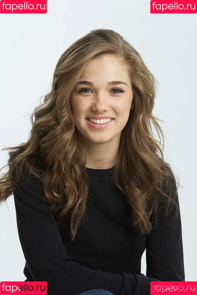 Haley Lu Richardson Onlyfans Photo Gallery 