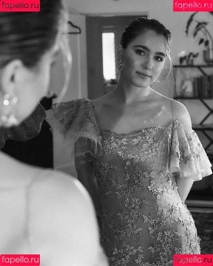 Haley Lu Richardson Onlyfans Photo Gallery 