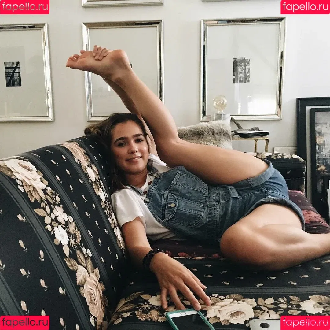 Haley Lu Richardson Onlyfans Photo Gallery 