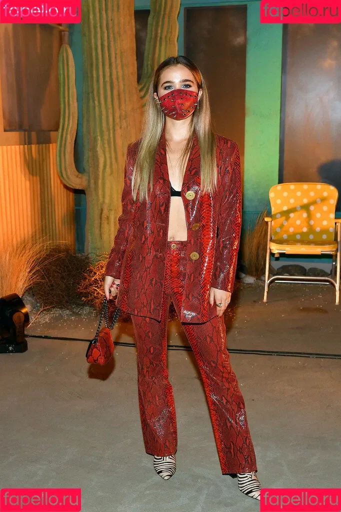 Haley Lu Richardson Onlyfans Photo Gallery 